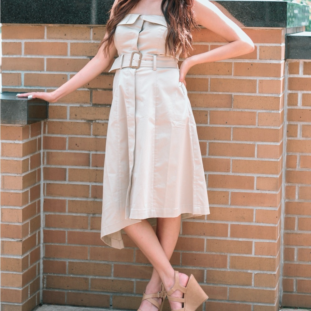 Banana Republic Beige Off-Shoulder Dress